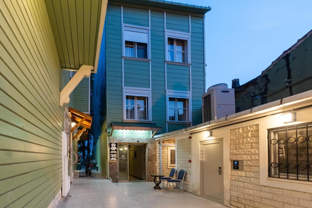 Valens Boutique Hotel — 3