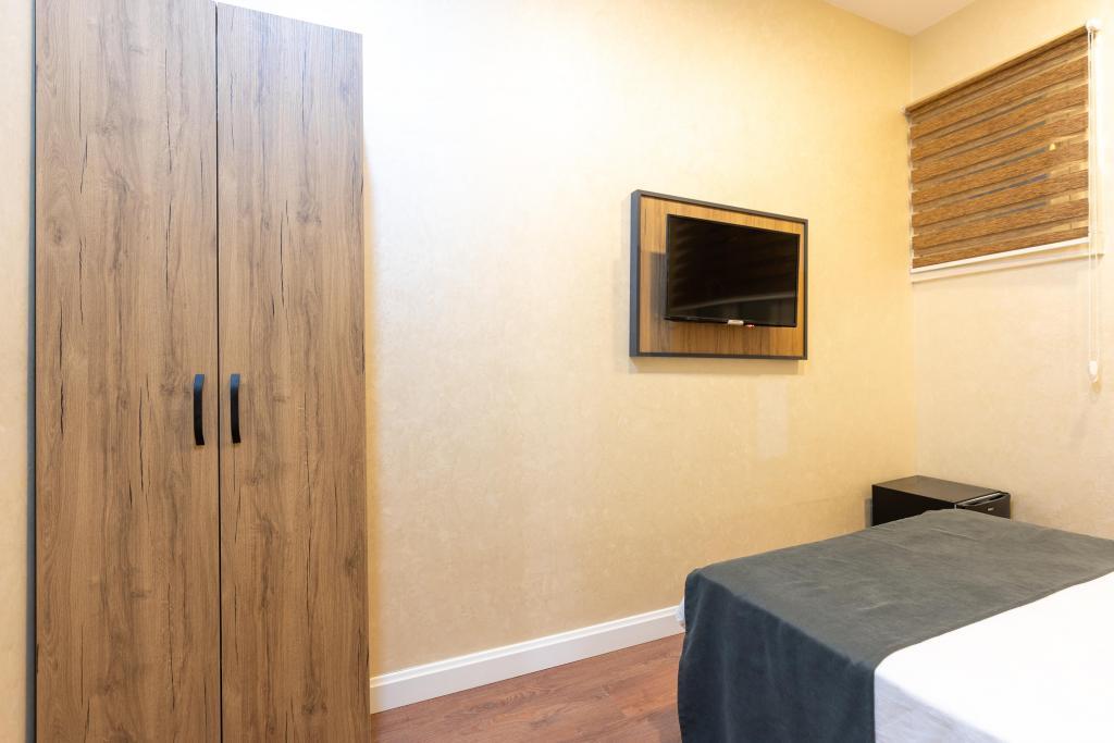 Valens Boutique Hotel — 8