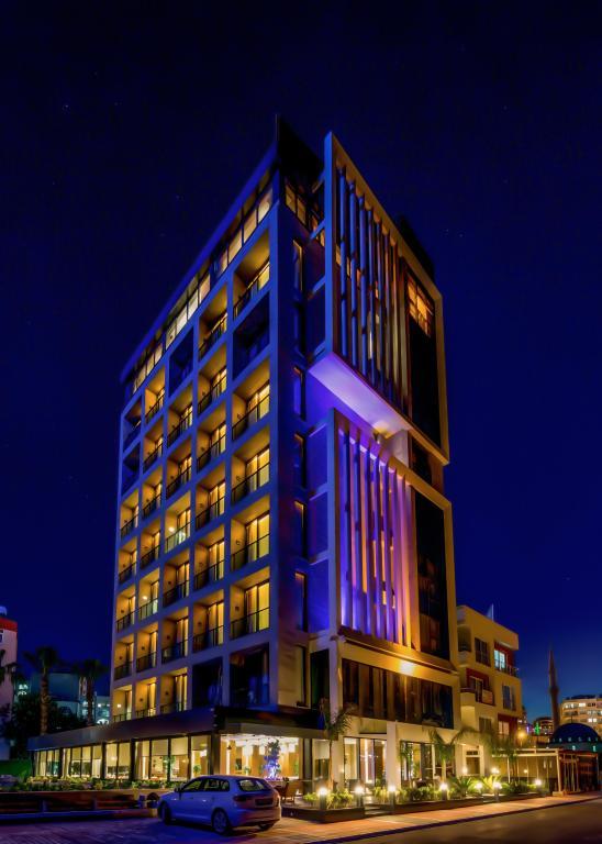 Vista Hotel — 8