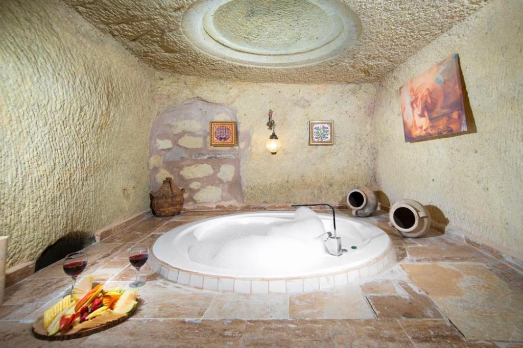 Yüle Cave House — 10