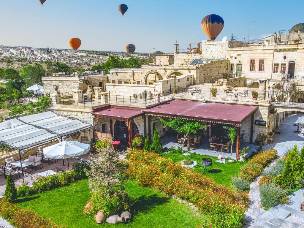 Zeydem Suites