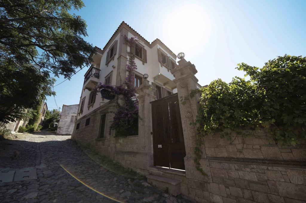 Cunda Taş Konak Hotel — 5