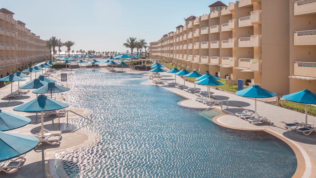 Amwaj Beach Club Abu Soma — 2