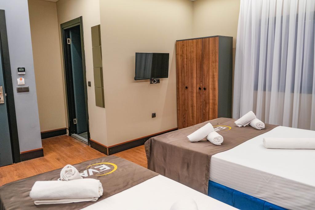 Eva Hotel — 9