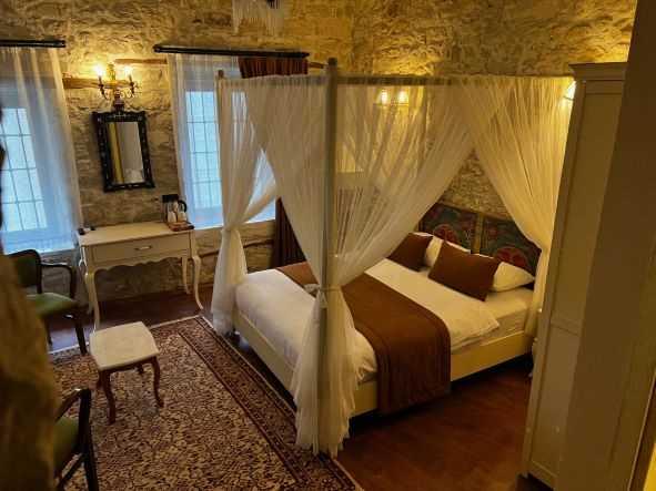 Saklı Taş Konak Hotel Urla — 2