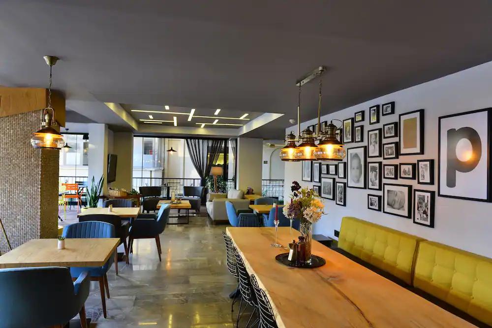 Prince Hotel — 4