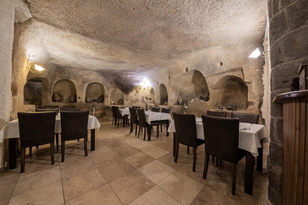Konak Bezirhane Cave Otel — 10