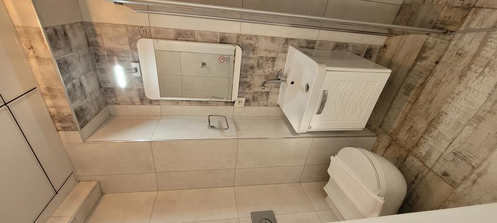Tenes Otel — 6