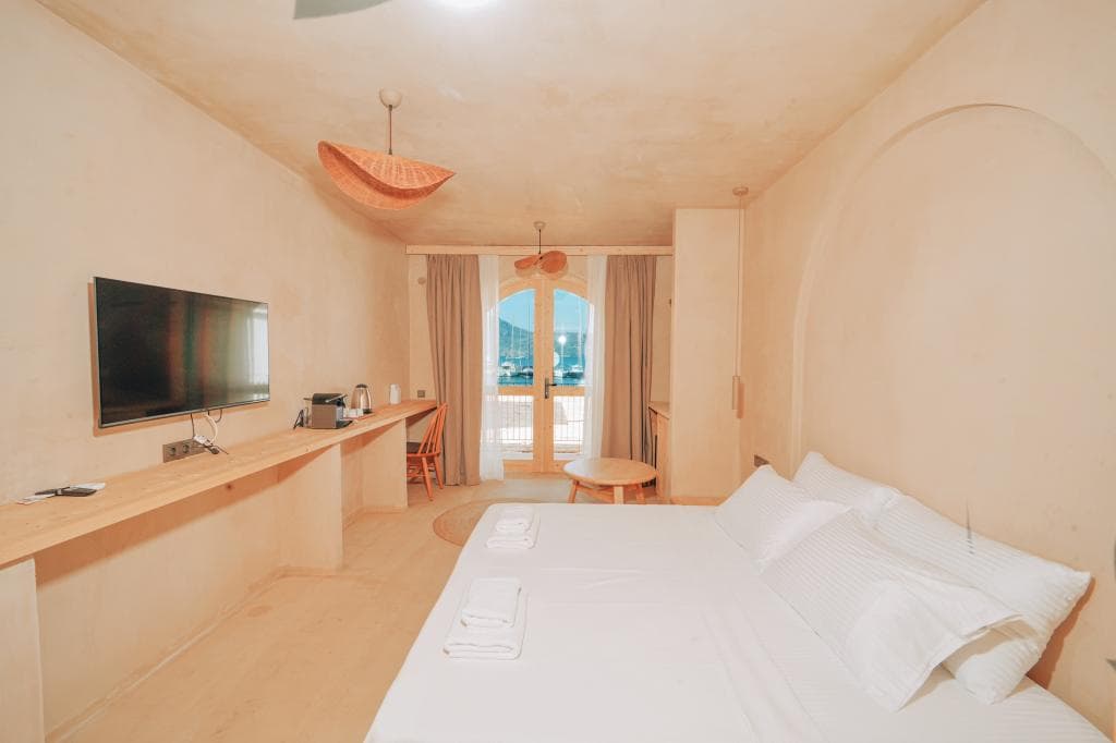 Felix Rooms — 5