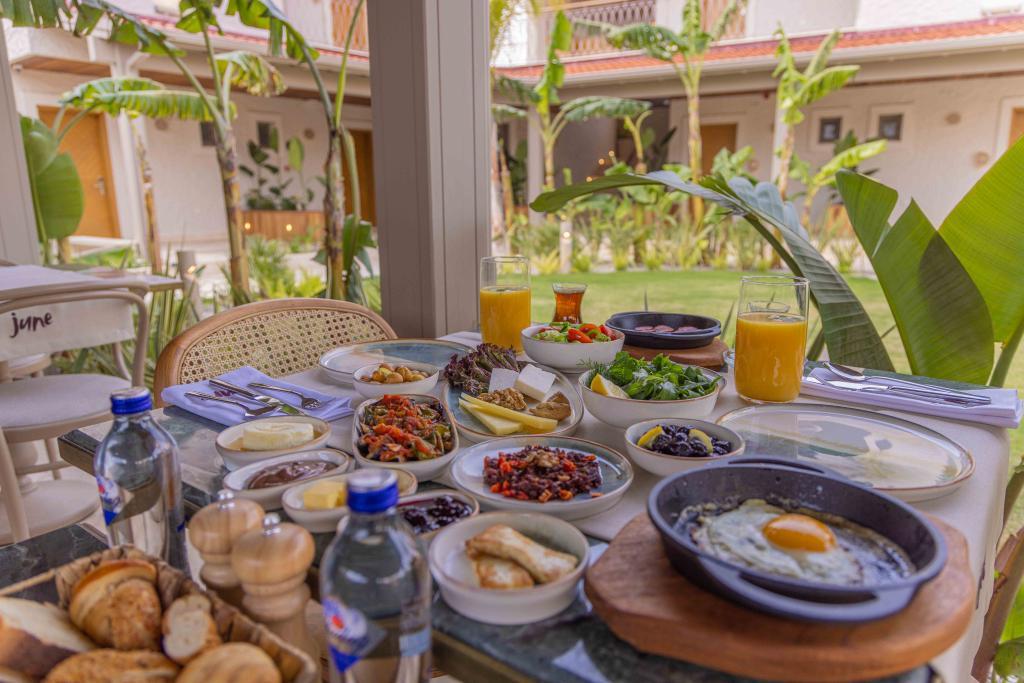 June Alaçatı (15+ Adult Only) — 10