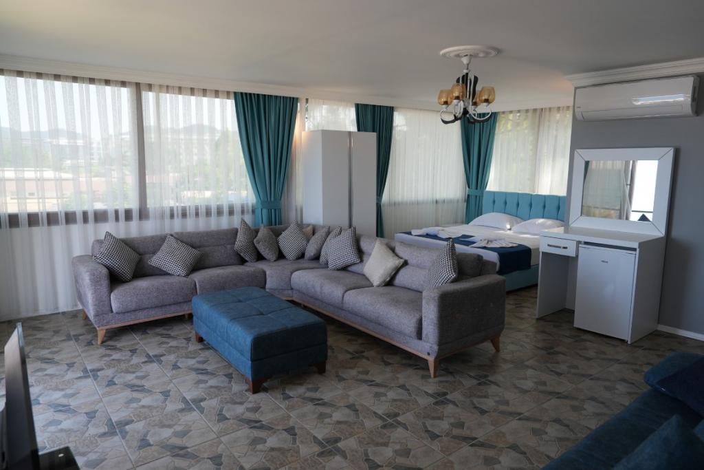 Sandhill Beach Hotel — 4