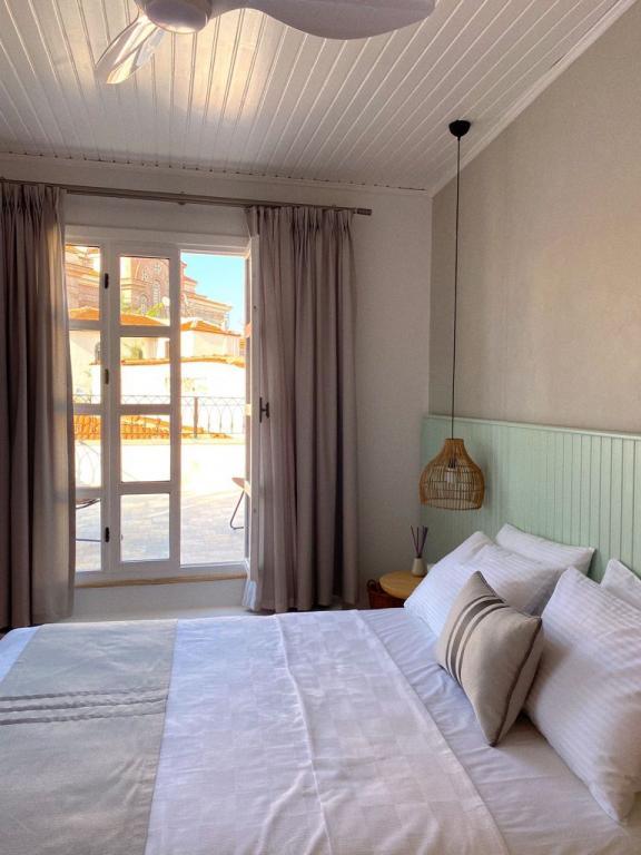 Min Ayvalık (Adults only +12) — 6