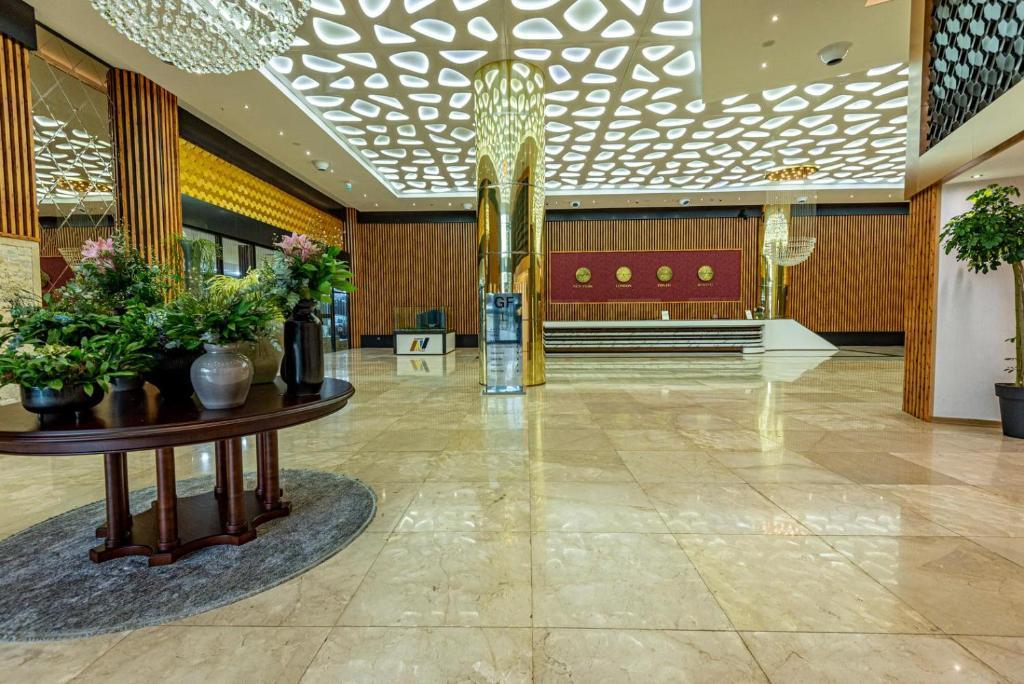 Grand Bellagio Batumi Convention & Casino Hotel — 4