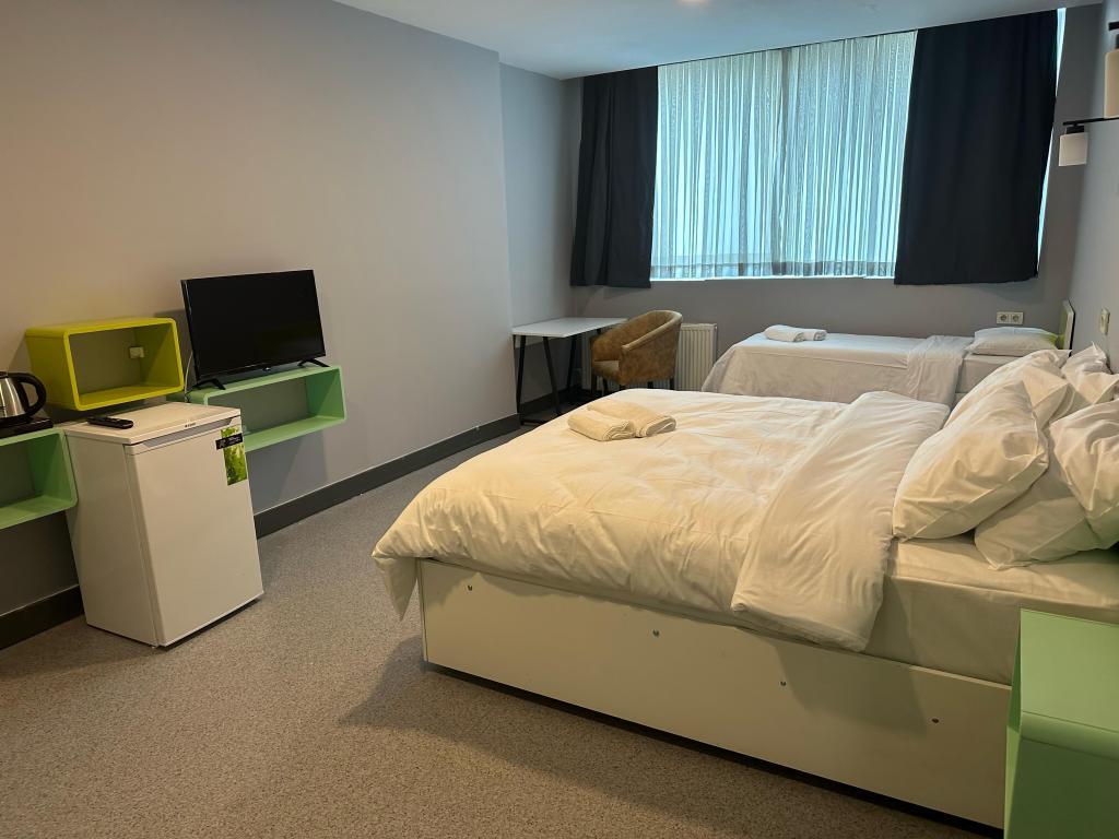 Aderans Hotel — 3