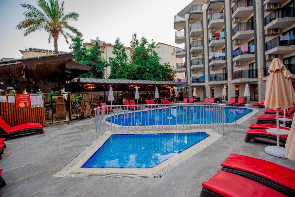 Kleopatra Fatih Hotel — 4