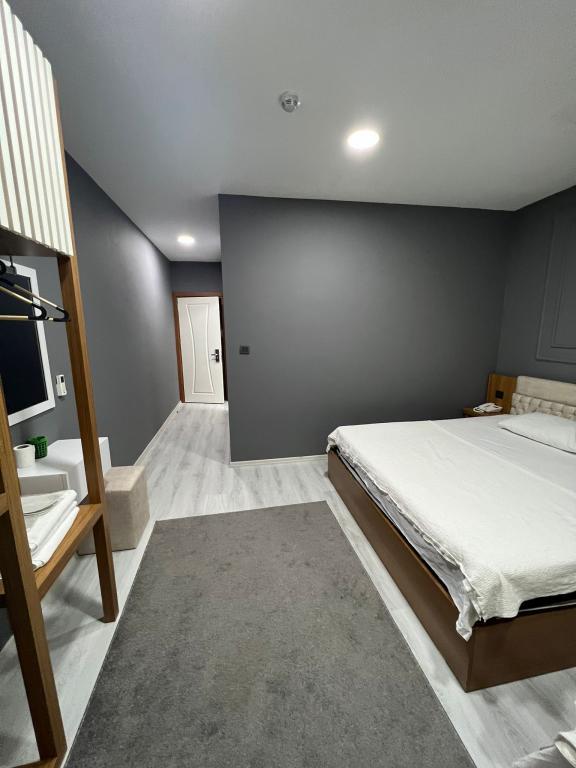 İn House Suite — 6