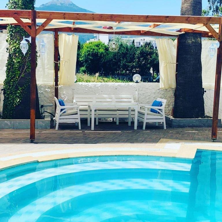 Holiday Otel Güzelçamlı — 3