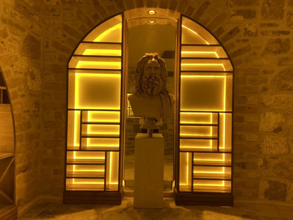 Yeni Foça Dionysos 1789 (+12 Adults Only) — 10