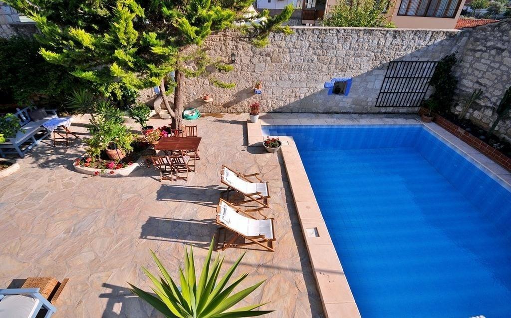 1882 Alaçatı Adults Only + 12 — 3