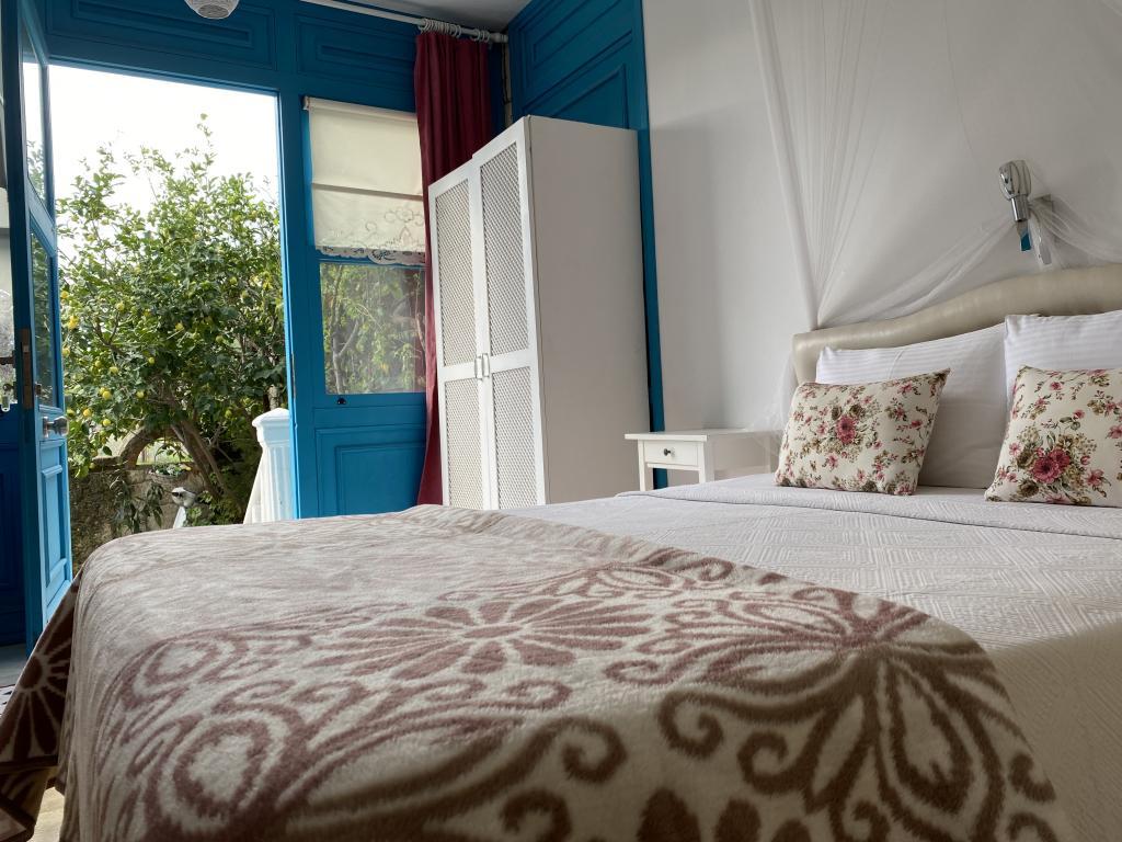 Sarı Köşk Butik Hotel — 5