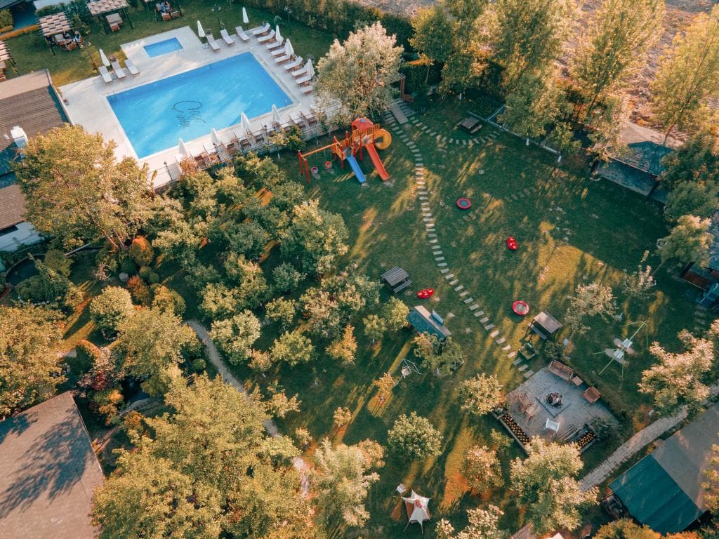 Sapanca Çayır Çimen Otel
