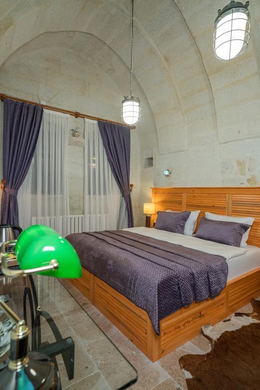 Bala Cave House — 10