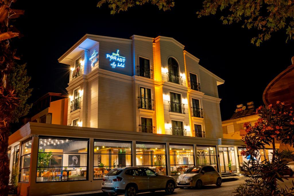 Perast City Hotel — 9