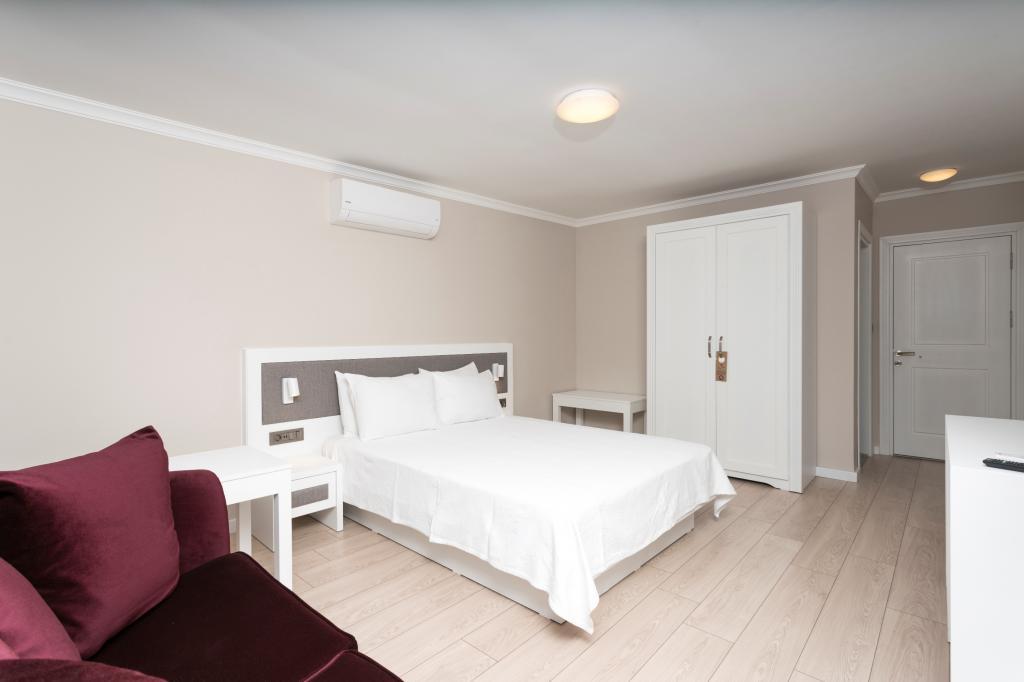 Bay Nihat Lale Otel — 5