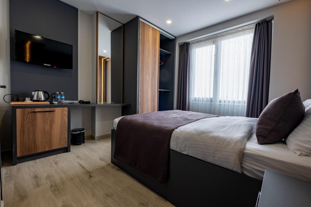 Fly Point Hotel — 10