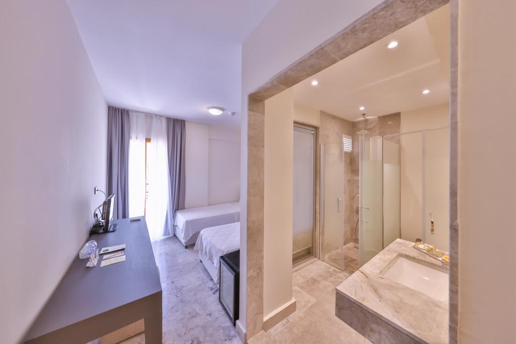 Hera Hotel Kaş — 10