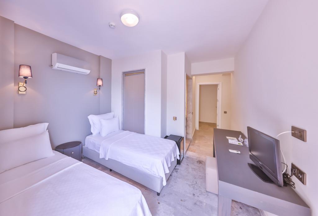 Hera Hotel Kaş — 8
