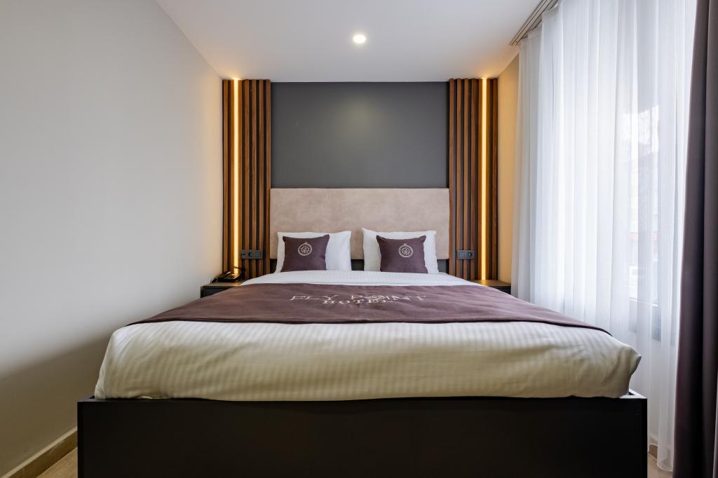 Fly Point Hotel — 9