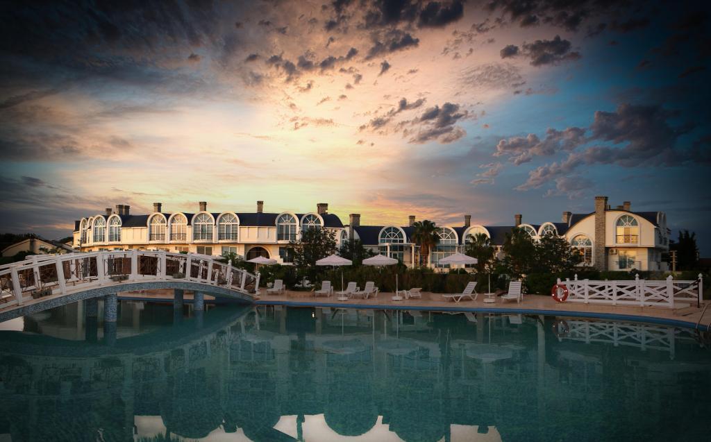 Seahorse Deluxe Hotel — 6