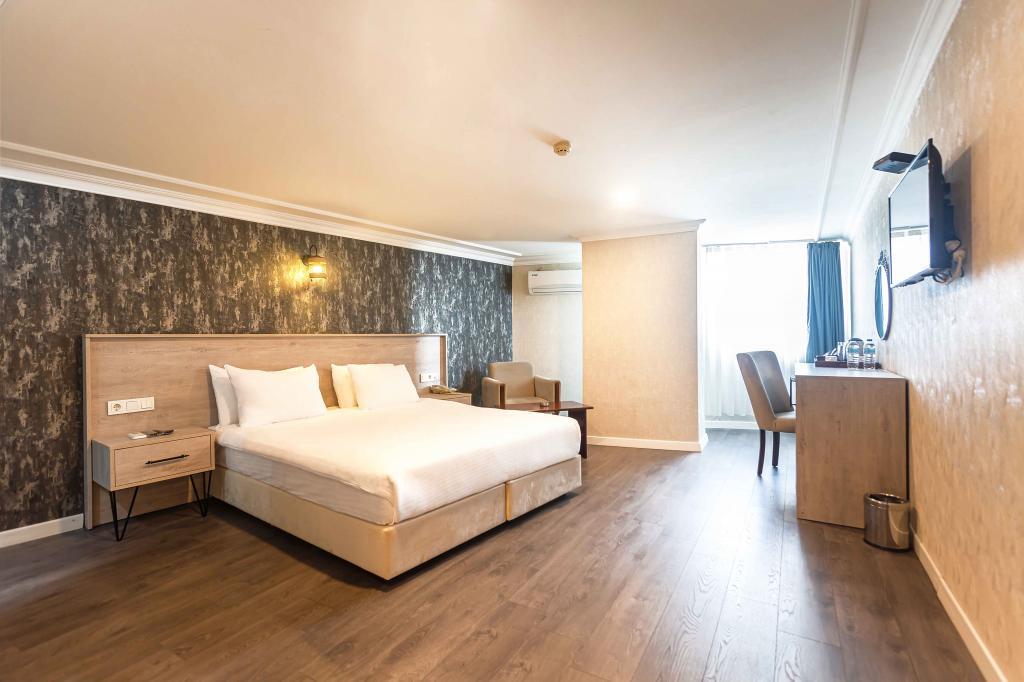Marina Park Hotel — 5