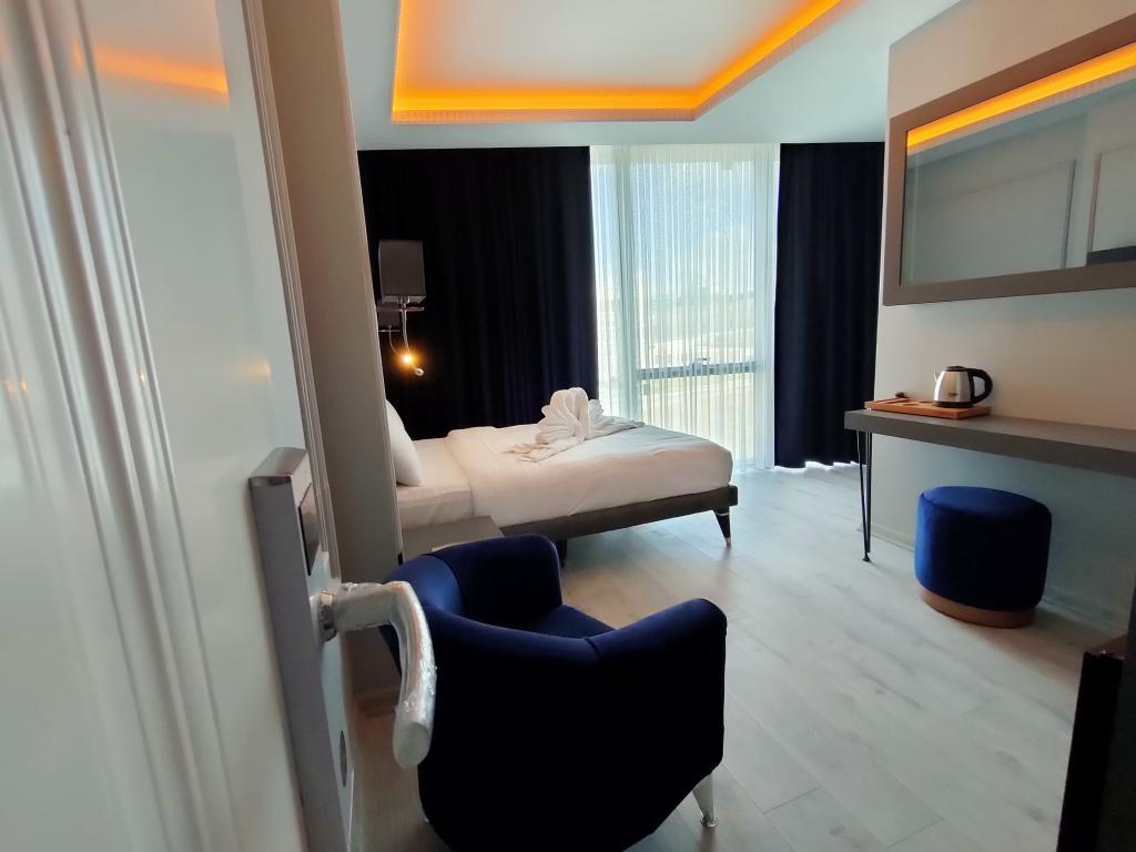 Loft Airport Hotel — 5