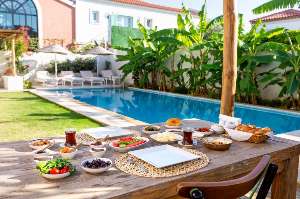 Melekaki Alaçatı — 3