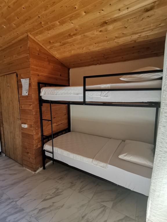 Pitos Bungalows — 7