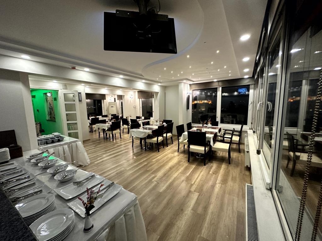 Headman Hotel — 6