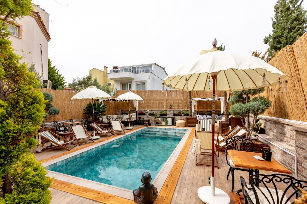 Parna Hotel +12 Adult — 2