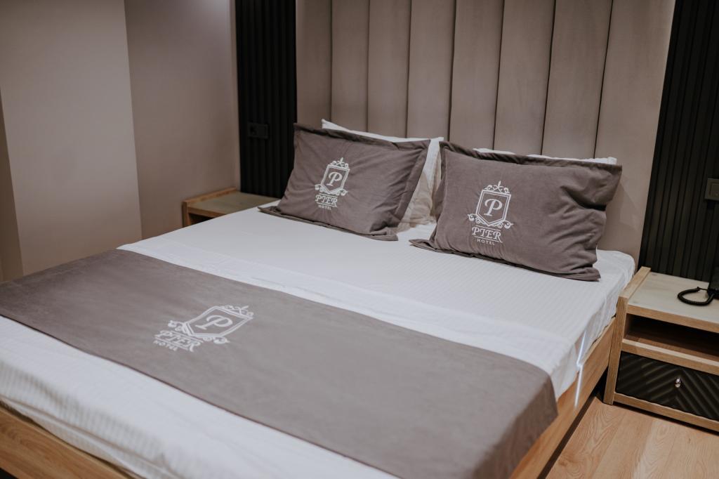 Pier Hotel — 3