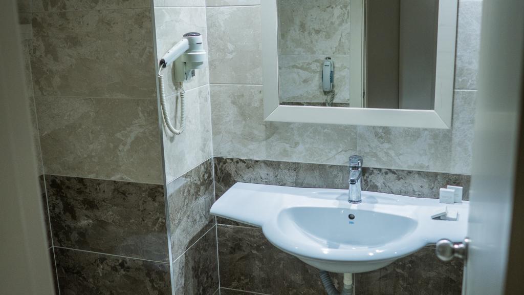 Palm İnn Hotel İzmir — 4