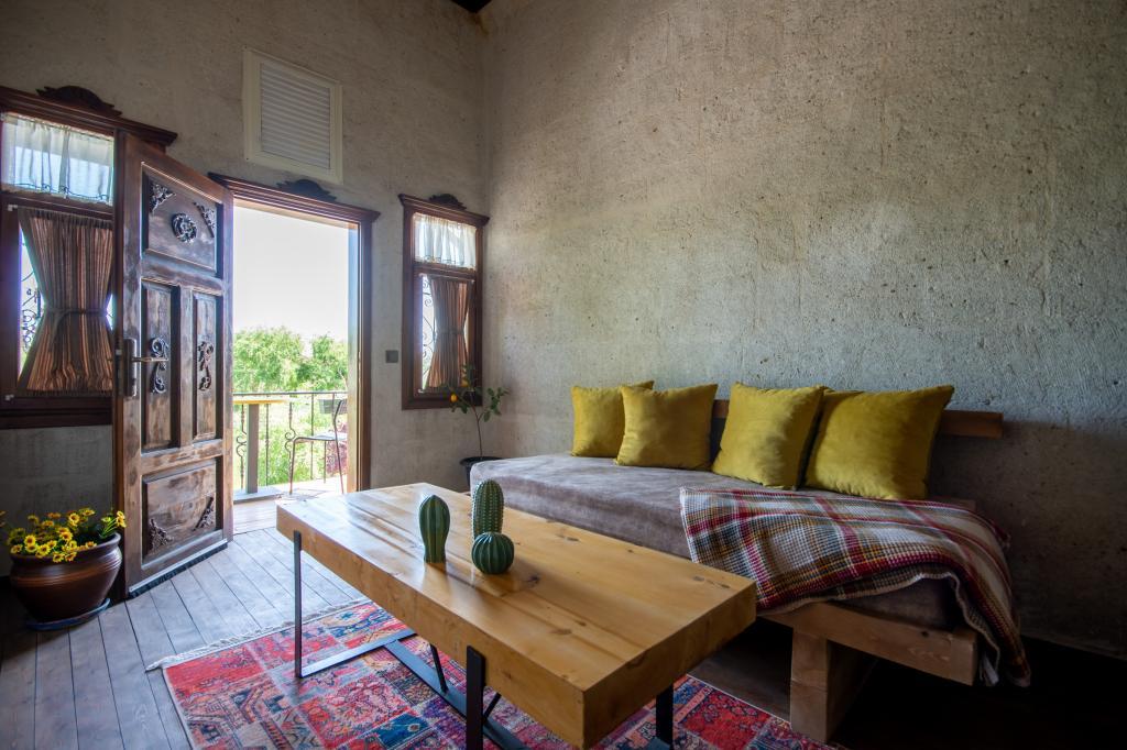 Lemon Cave Suites — 5