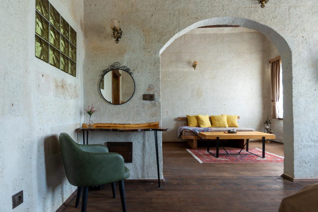 Lemon Cave Suites — 9