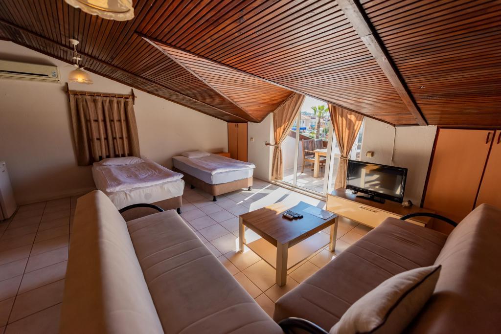 Vira Suites Hotel — 2