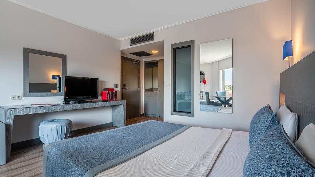 Sisus Marina Hotel — 9