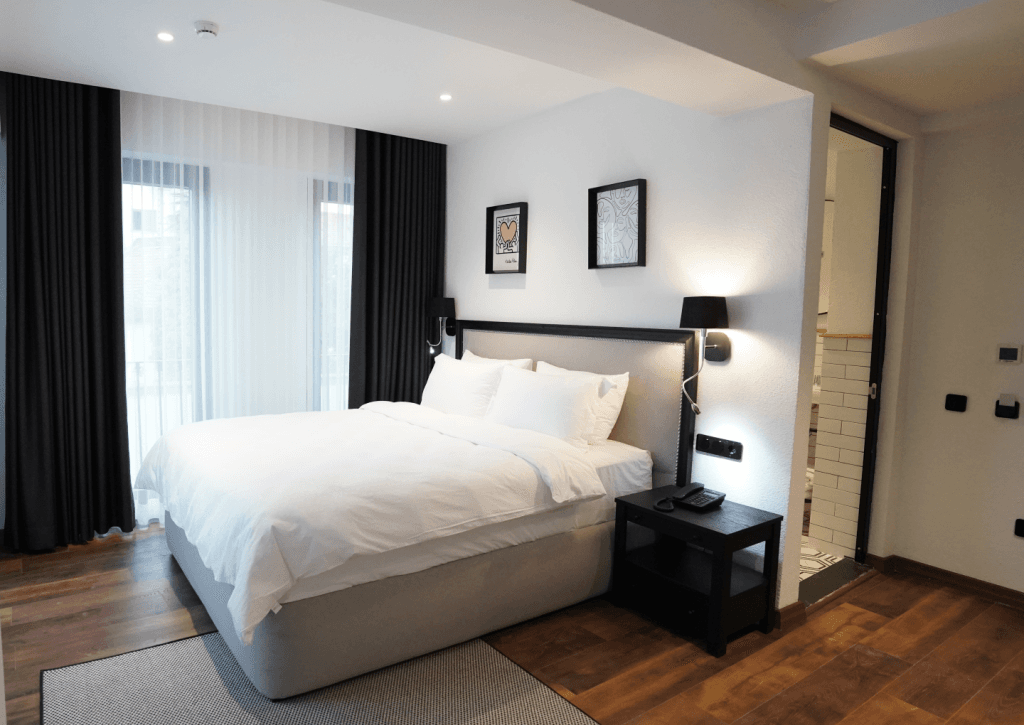 Be Side Hotel — 3