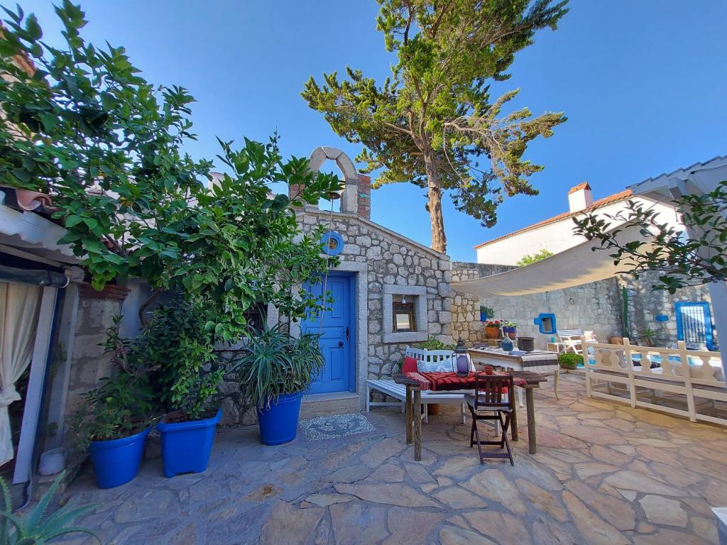 1882 Alaçatı Adults Only + 12 — 6