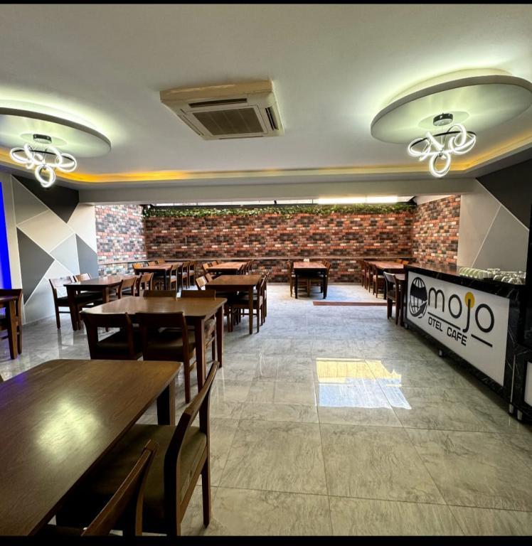 Mojo Otel İzmir — 10