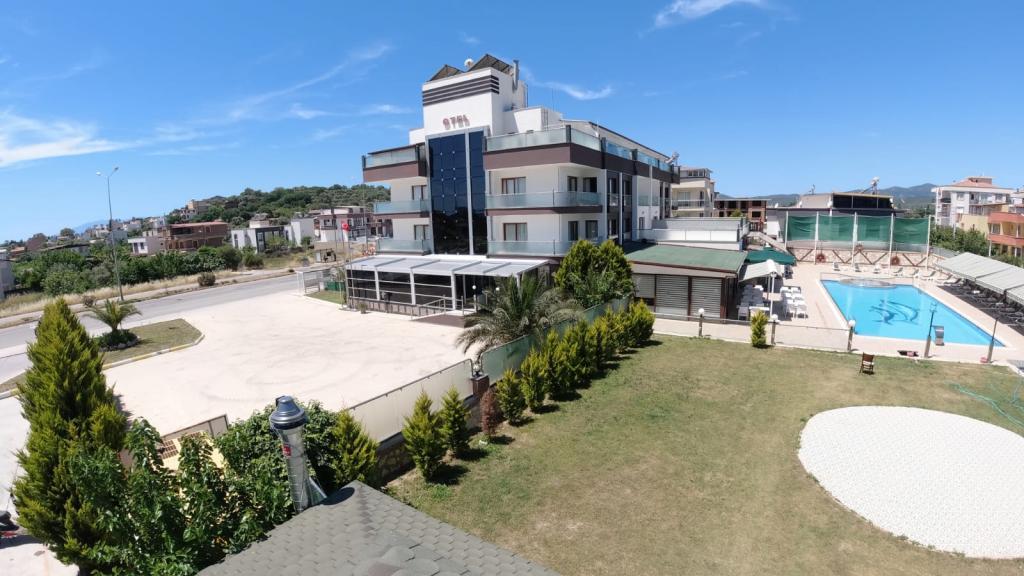 Alptekin Hotel — 3