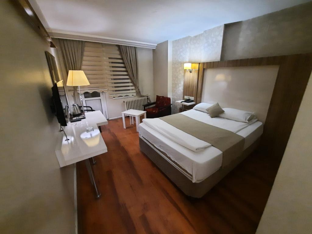 Otel Pithana — 3